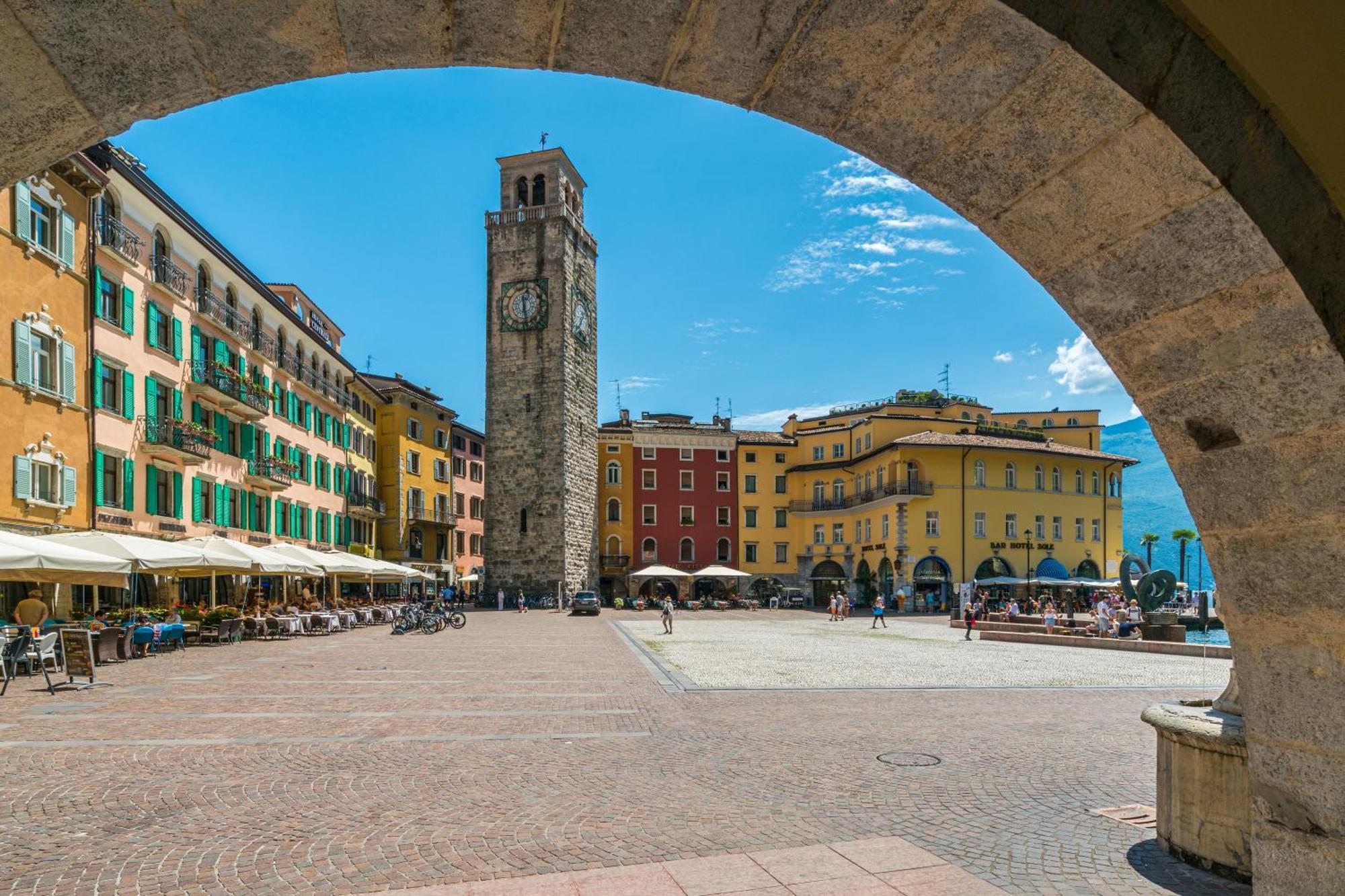 Lake View Historical Center Apartment - Happy Rentals Riva del Garda Dış mekan fotoğraf